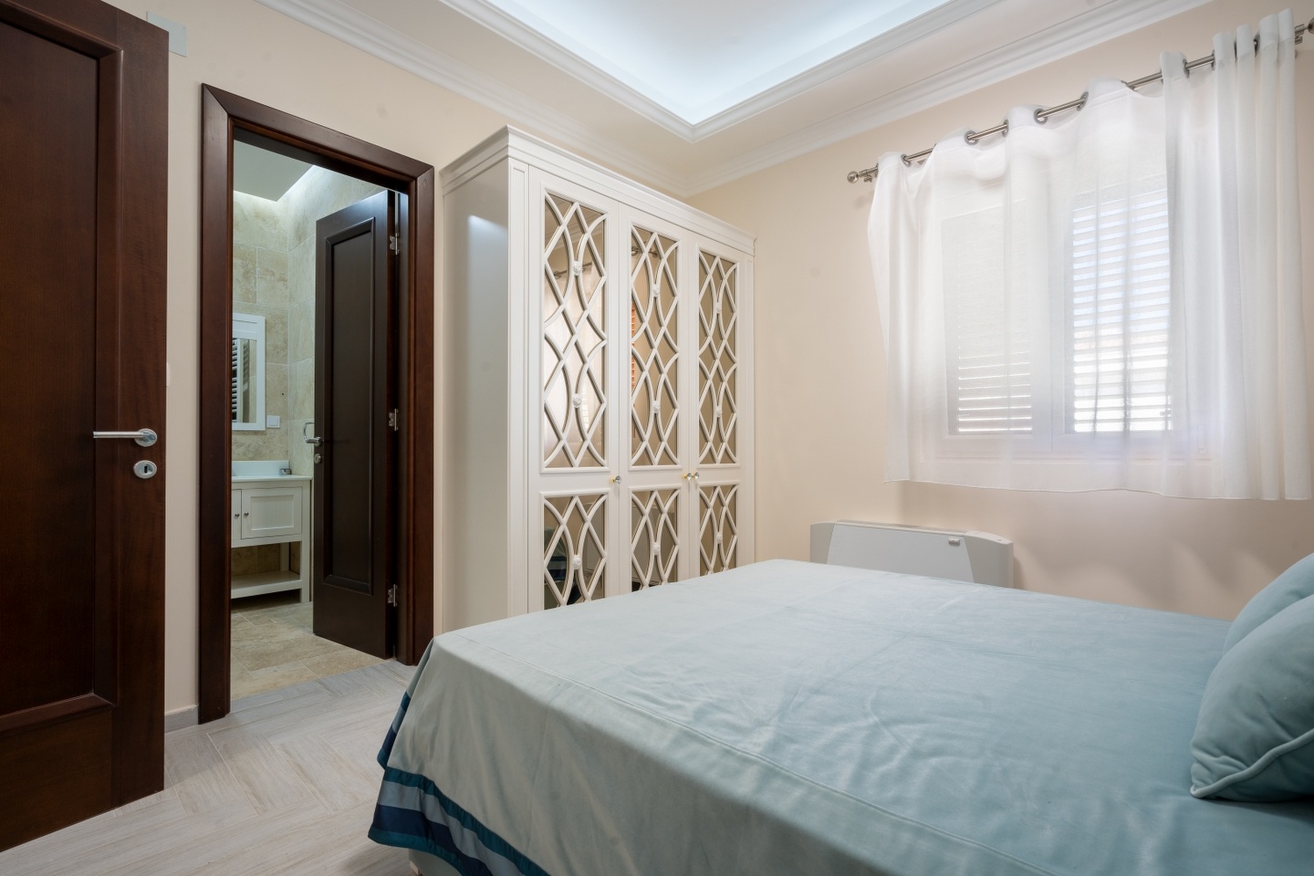 4 Bedrooms Villa in Budva