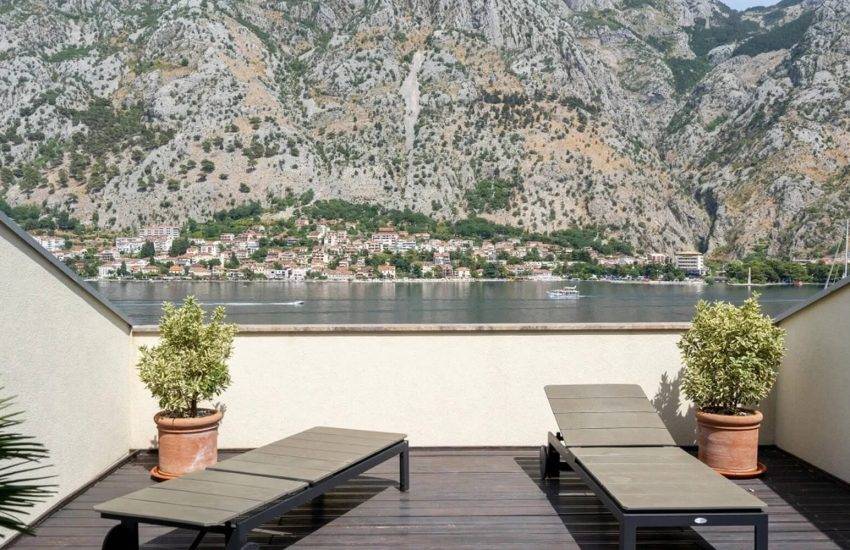 House-for sale with-stunning-Boka-Bay-view