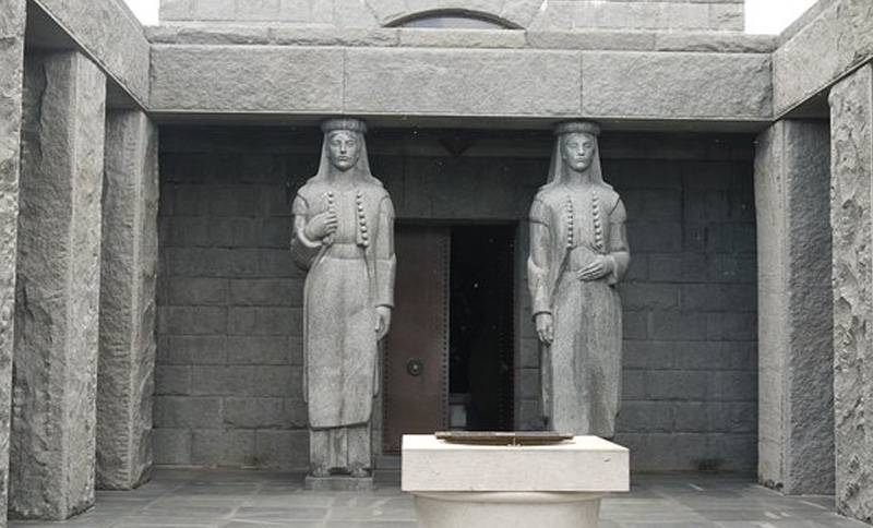 montenegro-mausoleum
