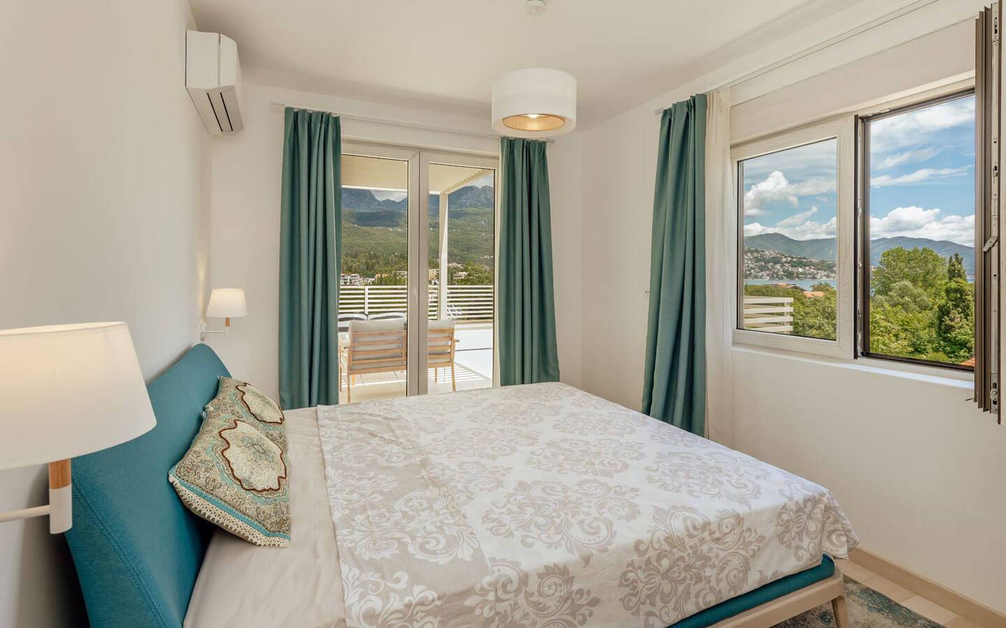 2 Bedrooms Apartment in Herceg Novi