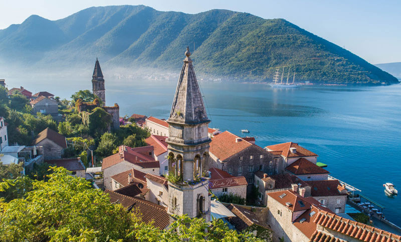 Perast Astra real estate